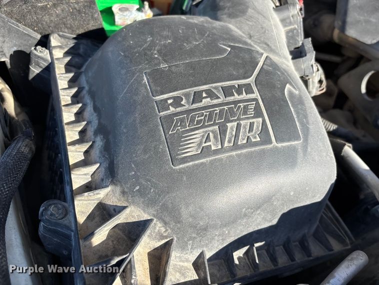 image for item DT0042 2018 RAM 5500 bucket truck