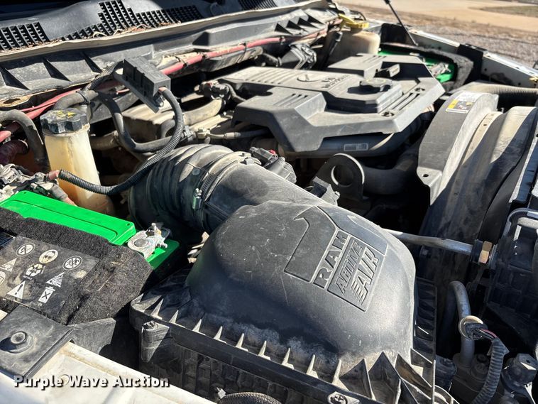 image for item DT0042 2018 RAM 5500 bucket truck