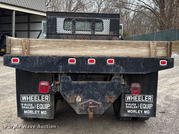 image for item DT0047 1996 International 4700 flatbed truck