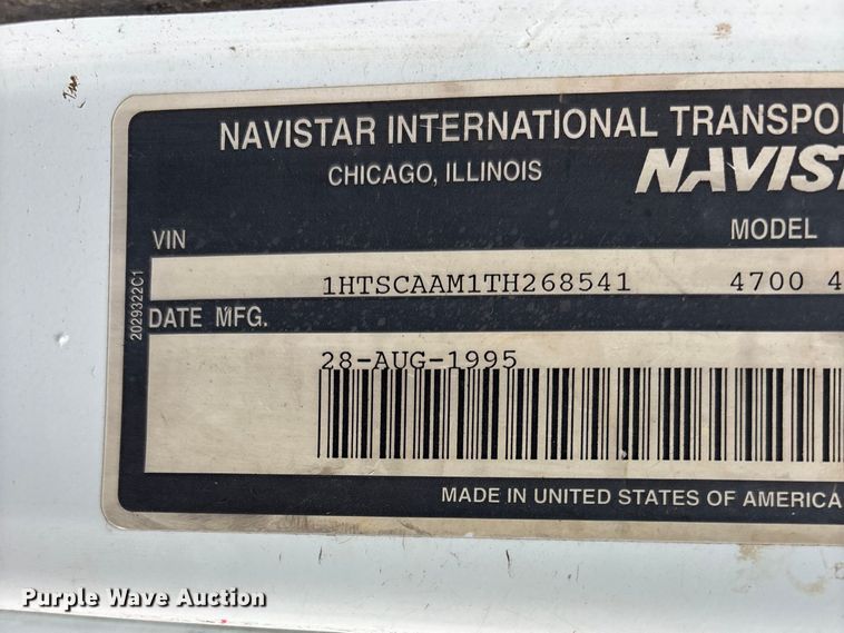 image for item DT0047 1996 International 4700 flatbed truck