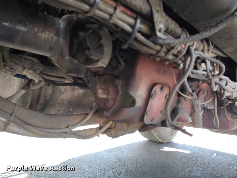 image for item DT0965 2007 Mack CTP713 fuel / lube truck