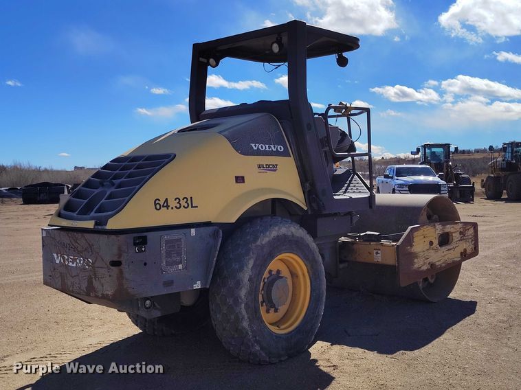 image for item DT0968 2012 Volvo SD70D single drum vibratory roller