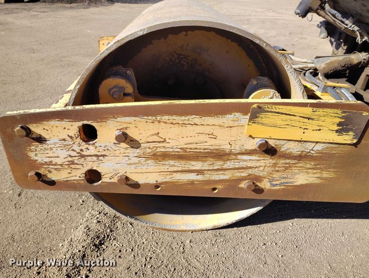 image for item DT0968 2012 Volvo SD70D single drum vibratory roller
