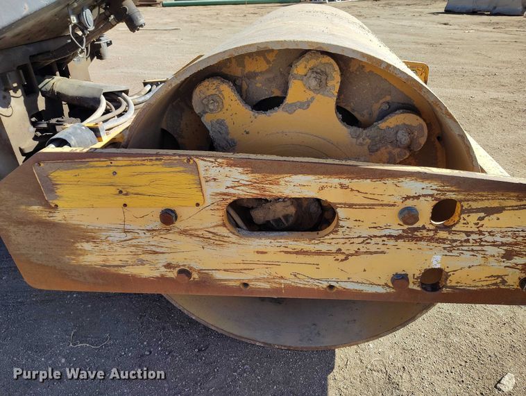 image for item DT0968 2012 Volvo SD70D single drum vibratory roller