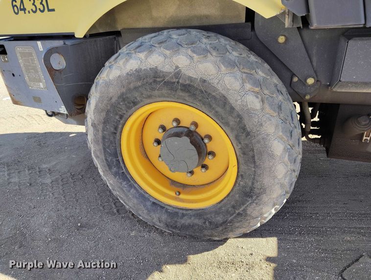 image for item DT0968 2012 Volvo SD70D single drum vibratory roller