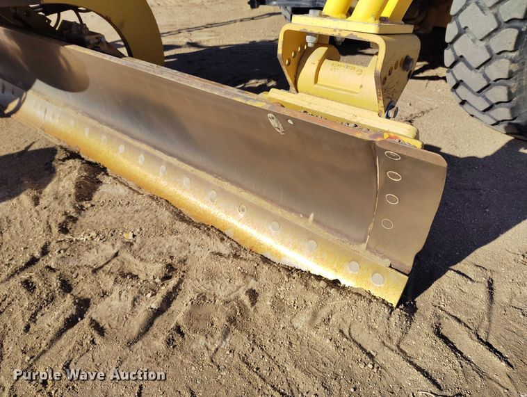 image for item DT0969 2008 Caterpillar 140M motor grader