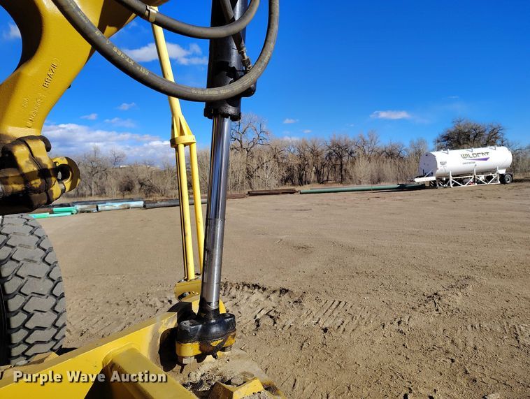 image for item DT0969 2008 Caterpillar 140M motor grader