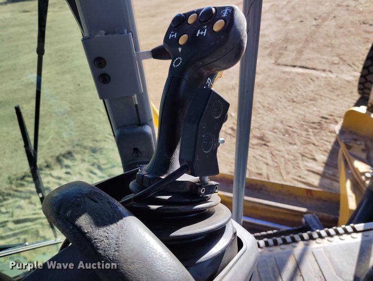 image for item DT0969 2008 Caterpillar 140M motor grader