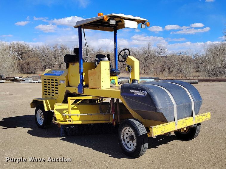 image for item DT0970 Superior DT80-CT broom