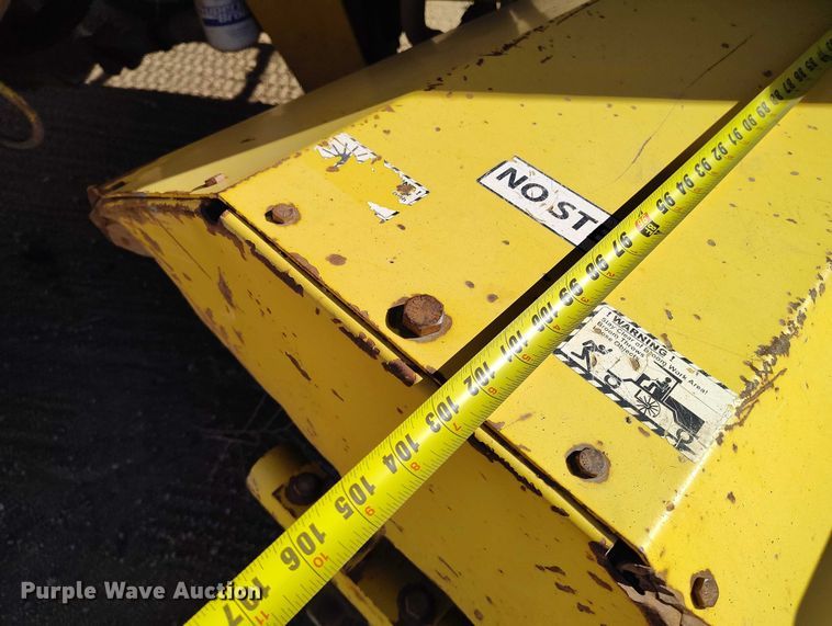 image for item DT0970 Superior DT80-CT broom