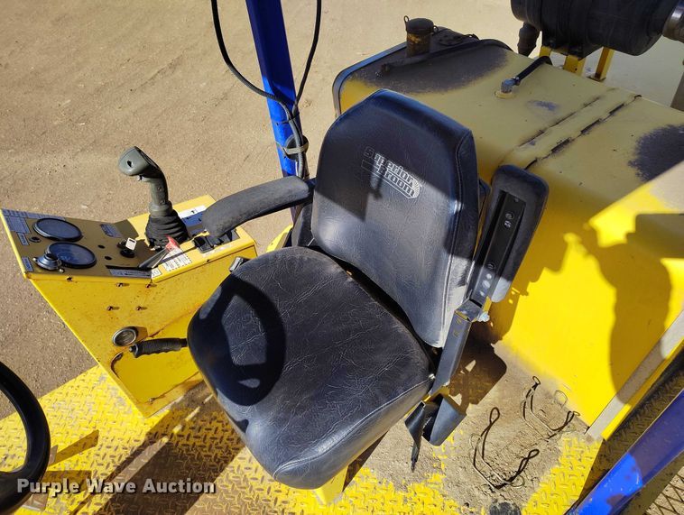 image for item DT0970 Superior DT80-CT broom