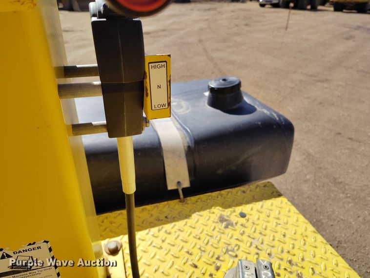 image for item DT0970 Superior DT80-CT broom