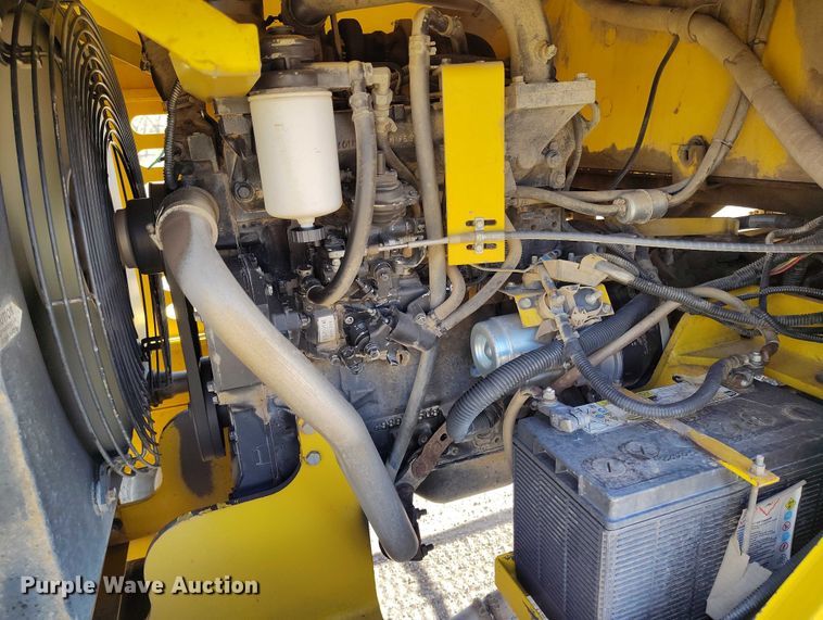 image for item DT0970 Superior DT80-CT broom