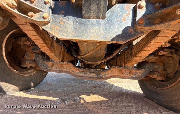 image for item DT6733 1988 Mack DM690S dump truck