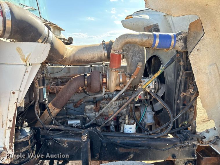 image for item DT6733 1988 Mack DM690S dump truck