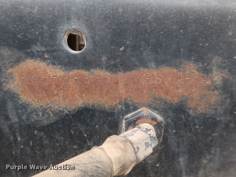 image for item DT6733 1988 Mack DM690S dump truck