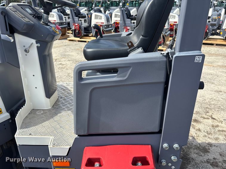 image for item DU0401 2023 Dynapac CC1200 VI double drum vibratory roller