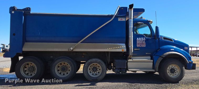 image for item DU2700 2019 Kenworth T880 dump truck