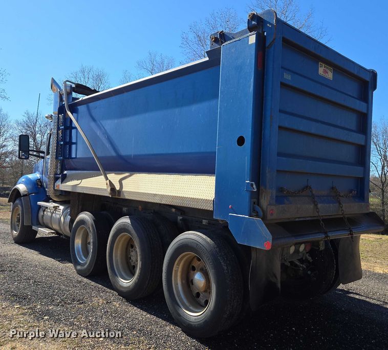 image for item DU2700 2019 Kenworth T880 dump truck