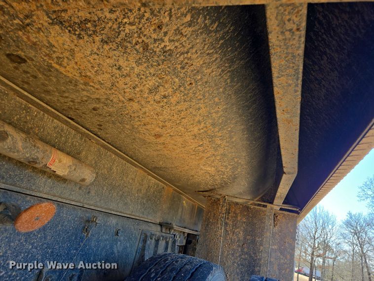 image for item DU2700 2019 Kenworth T880 dump truck