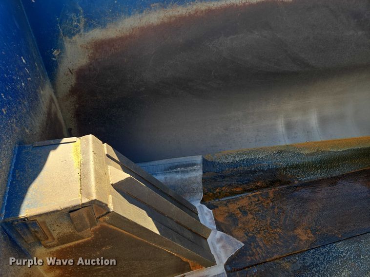 image for item DU2700 2019 Kenworth T880 dump truck