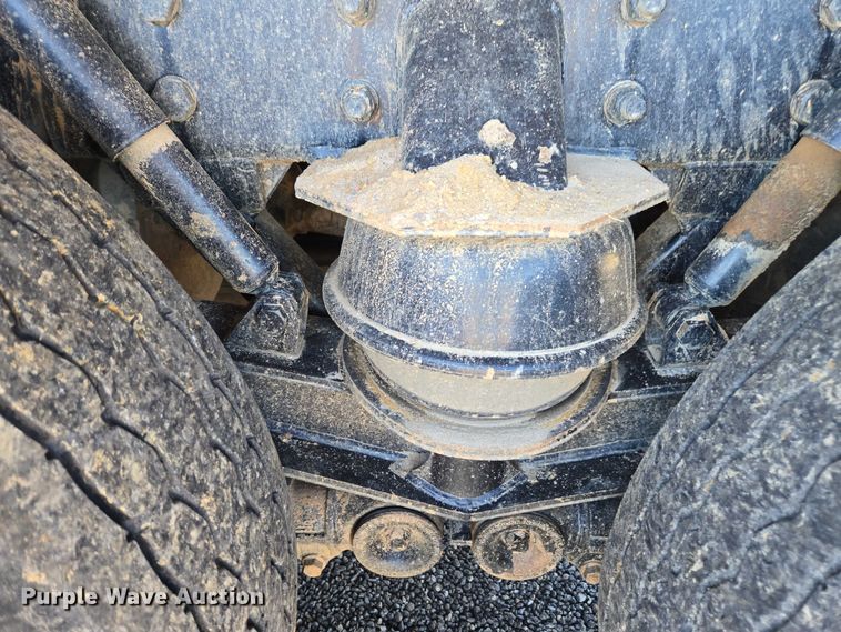 image for item DU2700 2019 Kenworth T880 dump truck