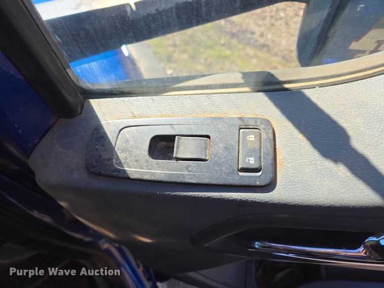 image for item DU2700 2019 Kenworth T880 dump truck