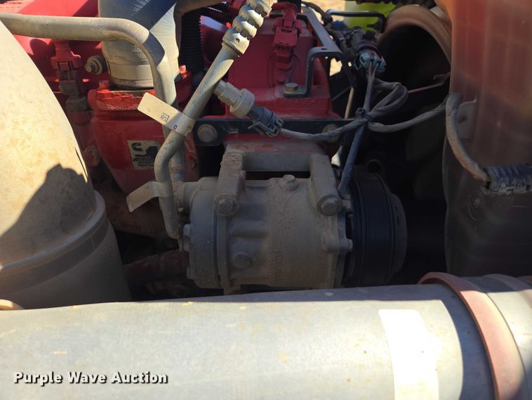 image for item DU2700 2019 Kenworth T880 dump truck