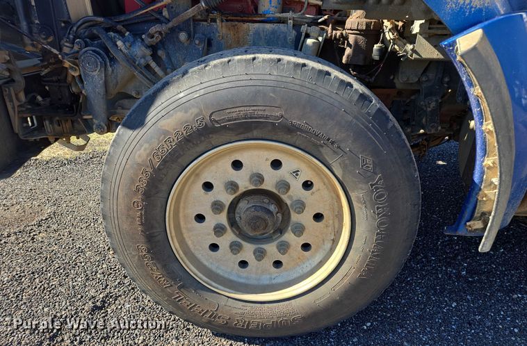 image for item DU2700 2019 Kenworth T880 dump truck