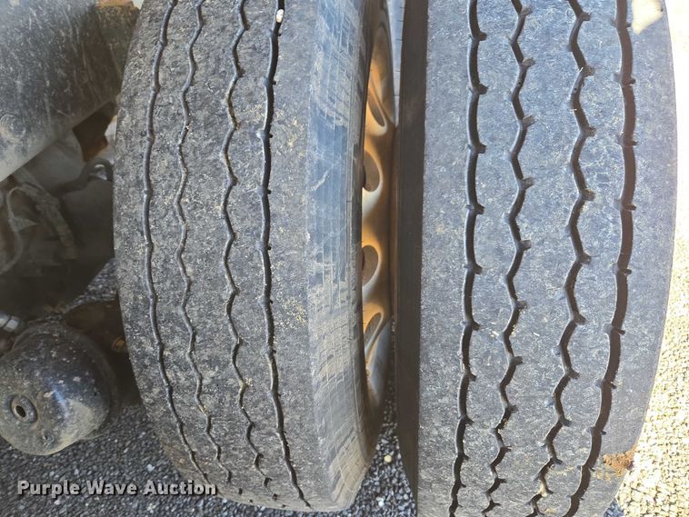 image for item DU2700 2019 Kenworth T880 dump truck