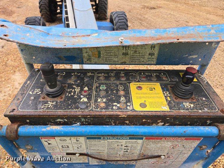 image for item DU2738 2014 Genie S-60X boom lift