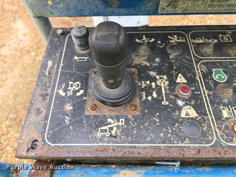 image for item DU2738 2014 Genie S-60X boom lift