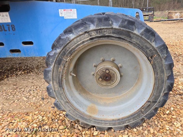 image for item DU2738 2014 Genie S-60X boom lift