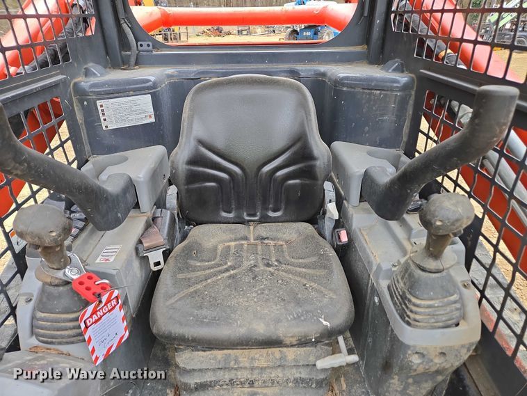 image for item DU2740 2020 Kubota SVL65-2 tracked skid steer loader