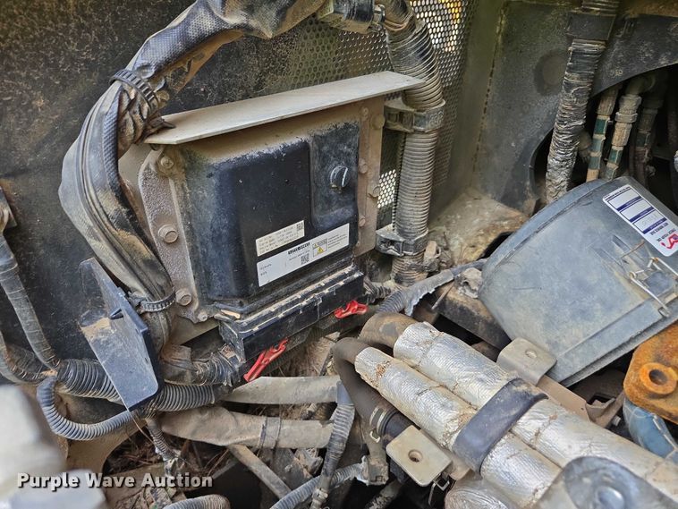 image for item DU2740 2020 Kubota SVL65-2 tracked skid steer loader