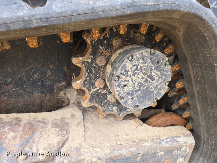 image for item DU2740 2020 Kubota SVL65-2 tracked skid steer loader