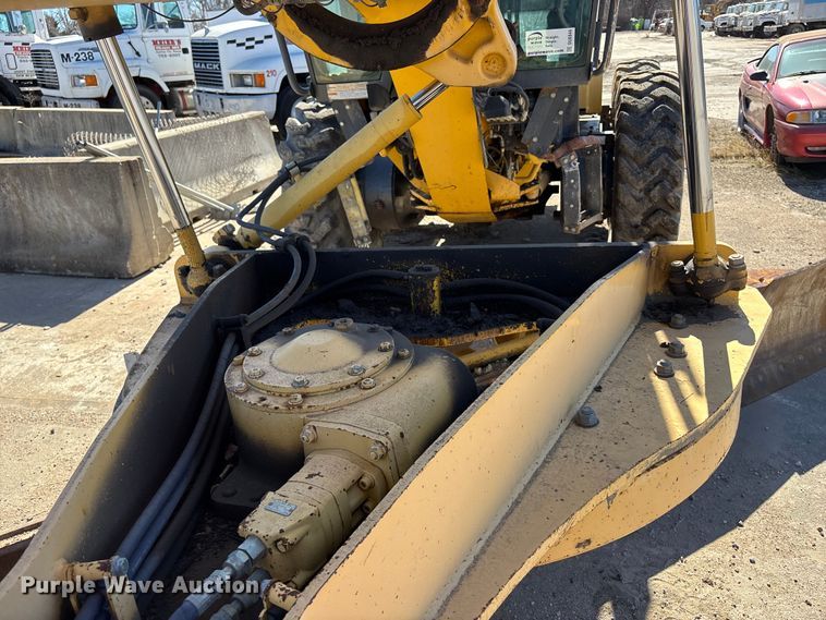 image for item DU6944 2006 Komatsu GD655-3 motor grader