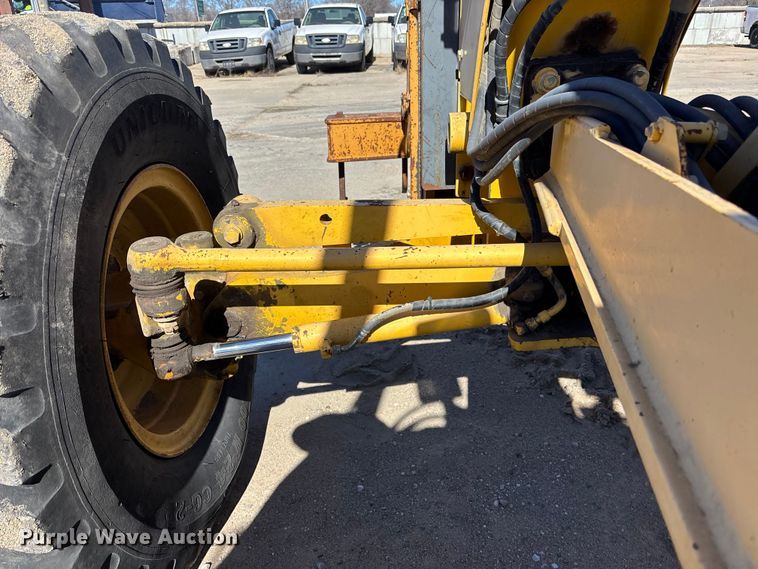 image for item DU6944 2006 Komatsu GD655-3 motor grader