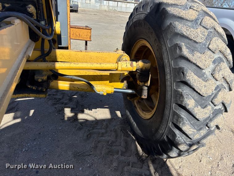 image for item DU6944 2006 Komatsu GD655-3 motor grader