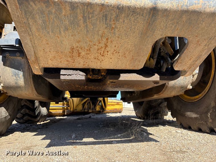 image for item DU6944 2006 Komatsu GD655-3 motor grader