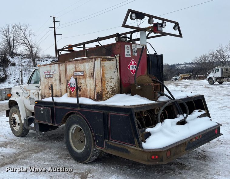image for item DU6999 1988 Chevrolet C70 flatbed truck