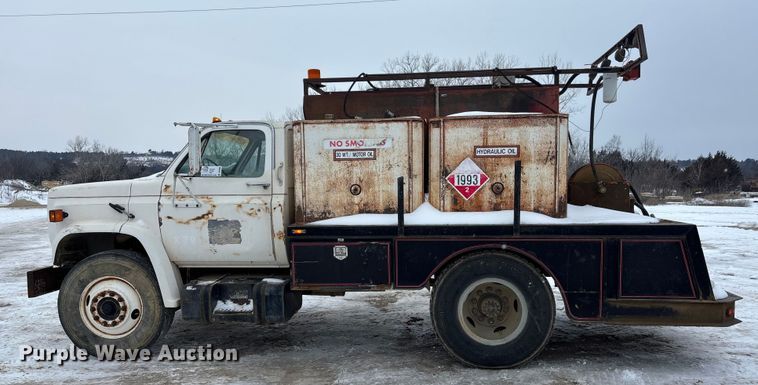 image for item DU6999 1988 Chevrolet C70 flatbed truck