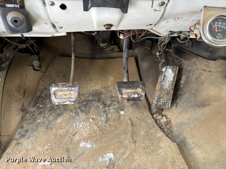 image for item DU6999 1988 Chevrolet C70 flatbed truck