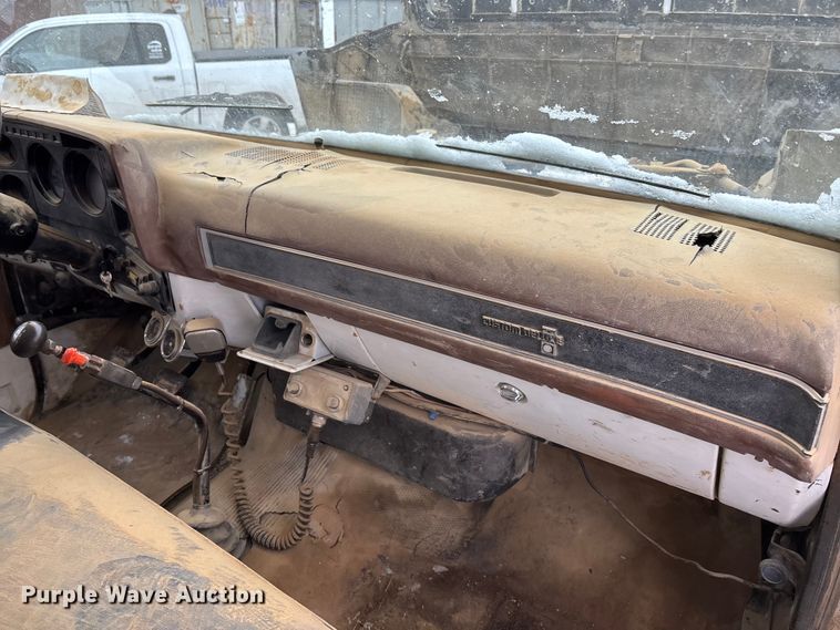 image for item DU6999 1988 Chevrolet C70 flatbed truck