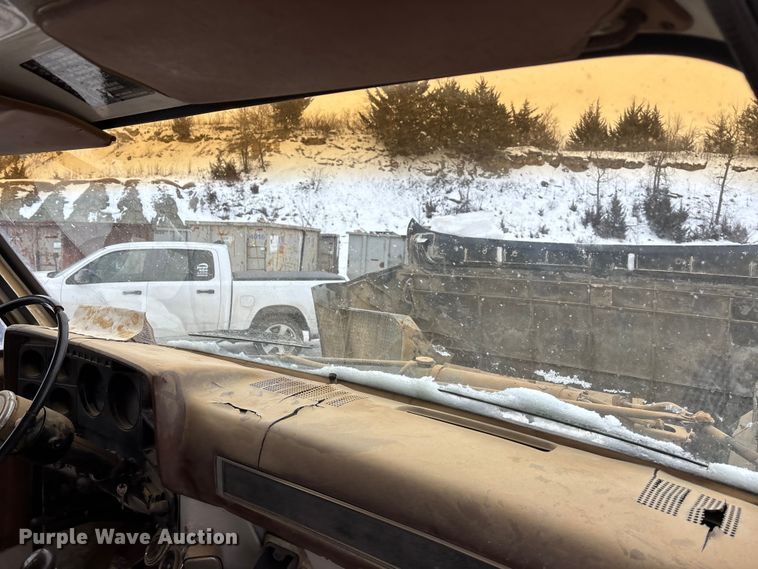 image for item DU6999 1988 Chevrolet C70 flatbed truck