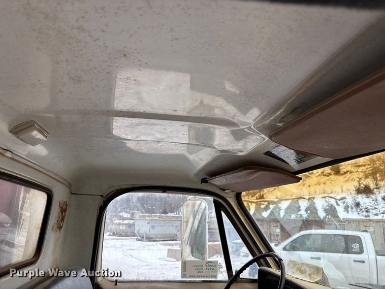 image for item DU6999 1988 Chevrolet C70 flatbed truck