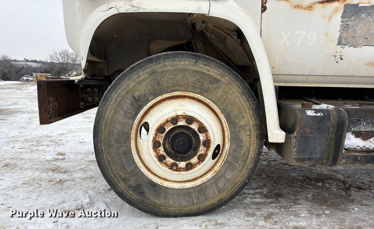 image for item DU6999 1988 Chevrolet C70 flatbed truck