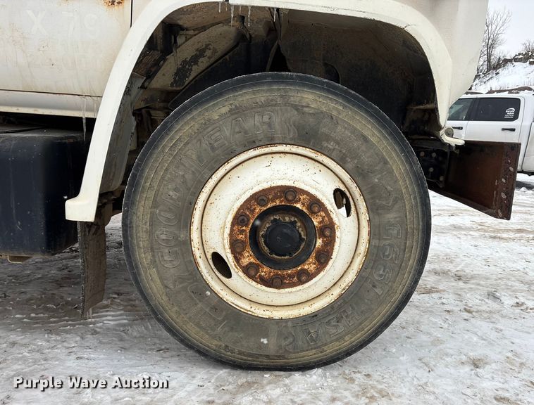 image for item DU6999 1988 Chevrolet C70 flatbed truck