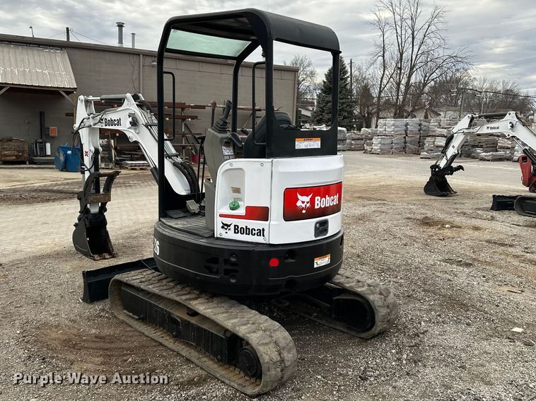 image for item DV0786 2014 Bobcat E26 mini excavator