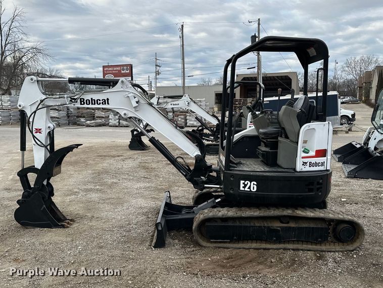 image for item DV0786 2014 Bobcat E26 mini excavator